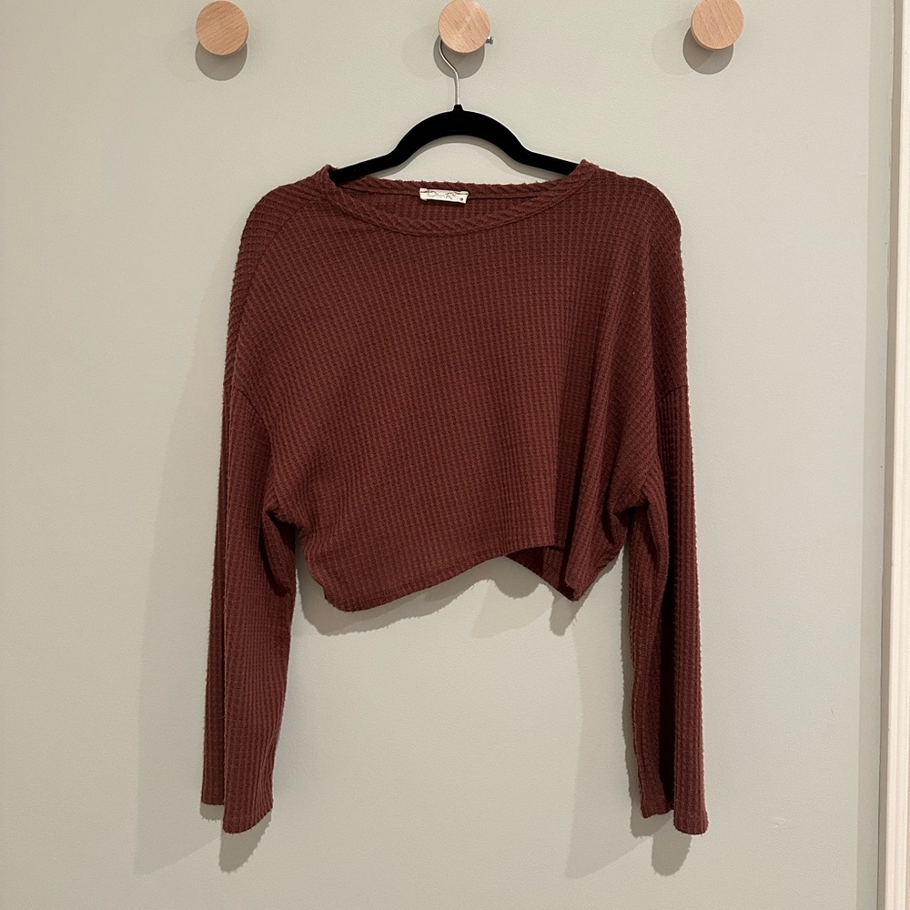 Cropped lightweight sweater